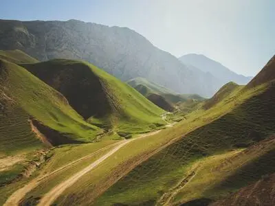 Primarypicmountains400x300-[1].jpg